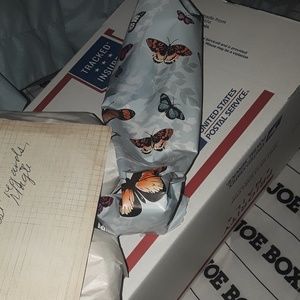 On its way to you!! Thank you😊